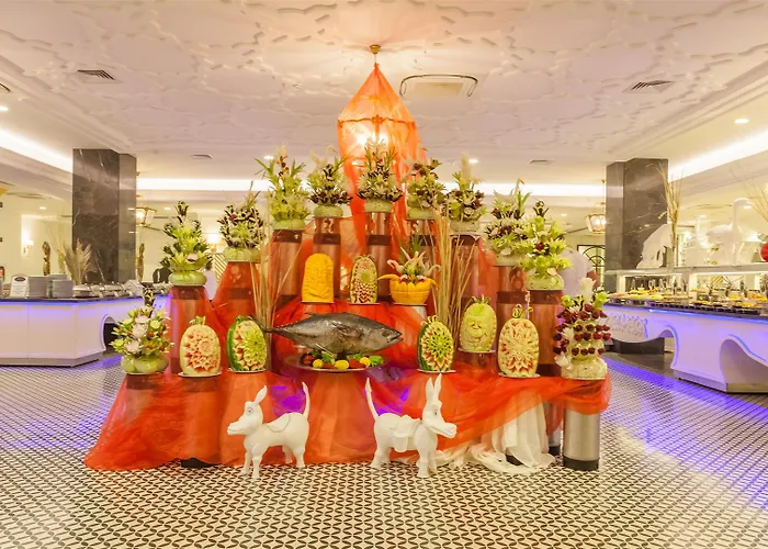 אתר נופש Mary Palace & 5*